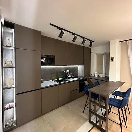 Coresi Luxury Apartment Brasov